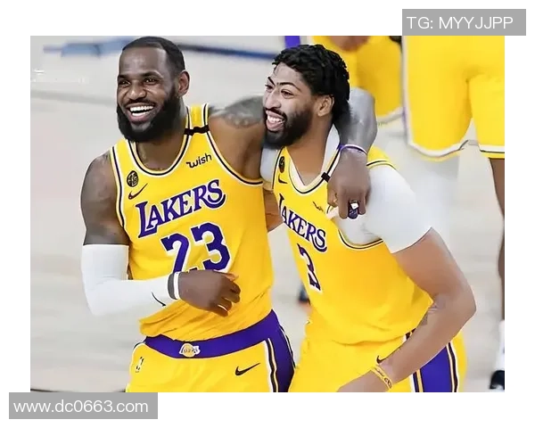 湖人对阵奇才精彩比赛直播全程回顾与精彩瞬间分析 湖人对阵奇才精彩比赛直播全程回顾与精彩瞬间分析